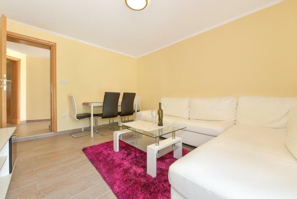 Apartment Sax Jezera Buitenkant foto
